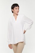 Fluid blouse with ruching detail