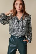 Leopard print blouse with puffy sleeves