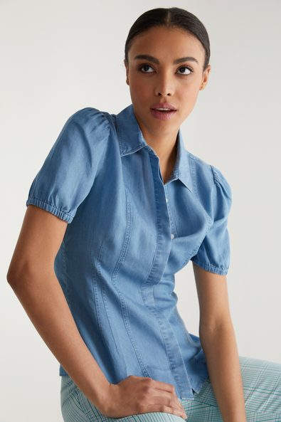 Tencel blouse with short puffy sleeves