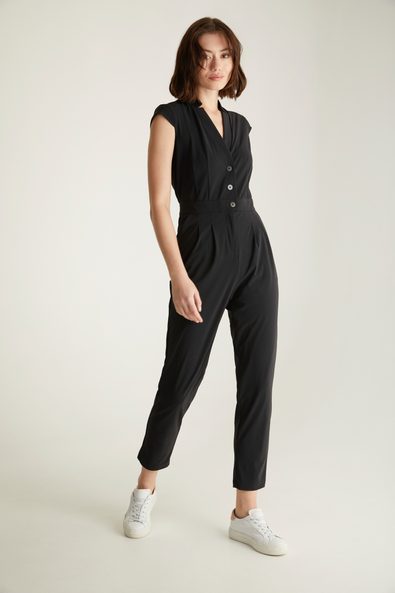Jumpsuit with collar
