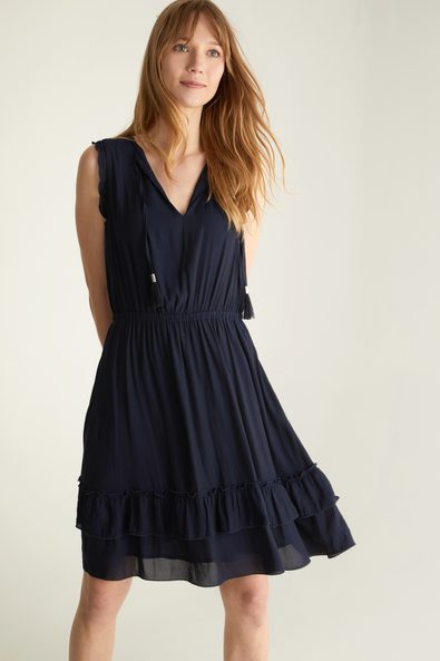 Fluid dress with frill