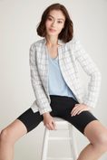 Fitted stretch plaid jacket