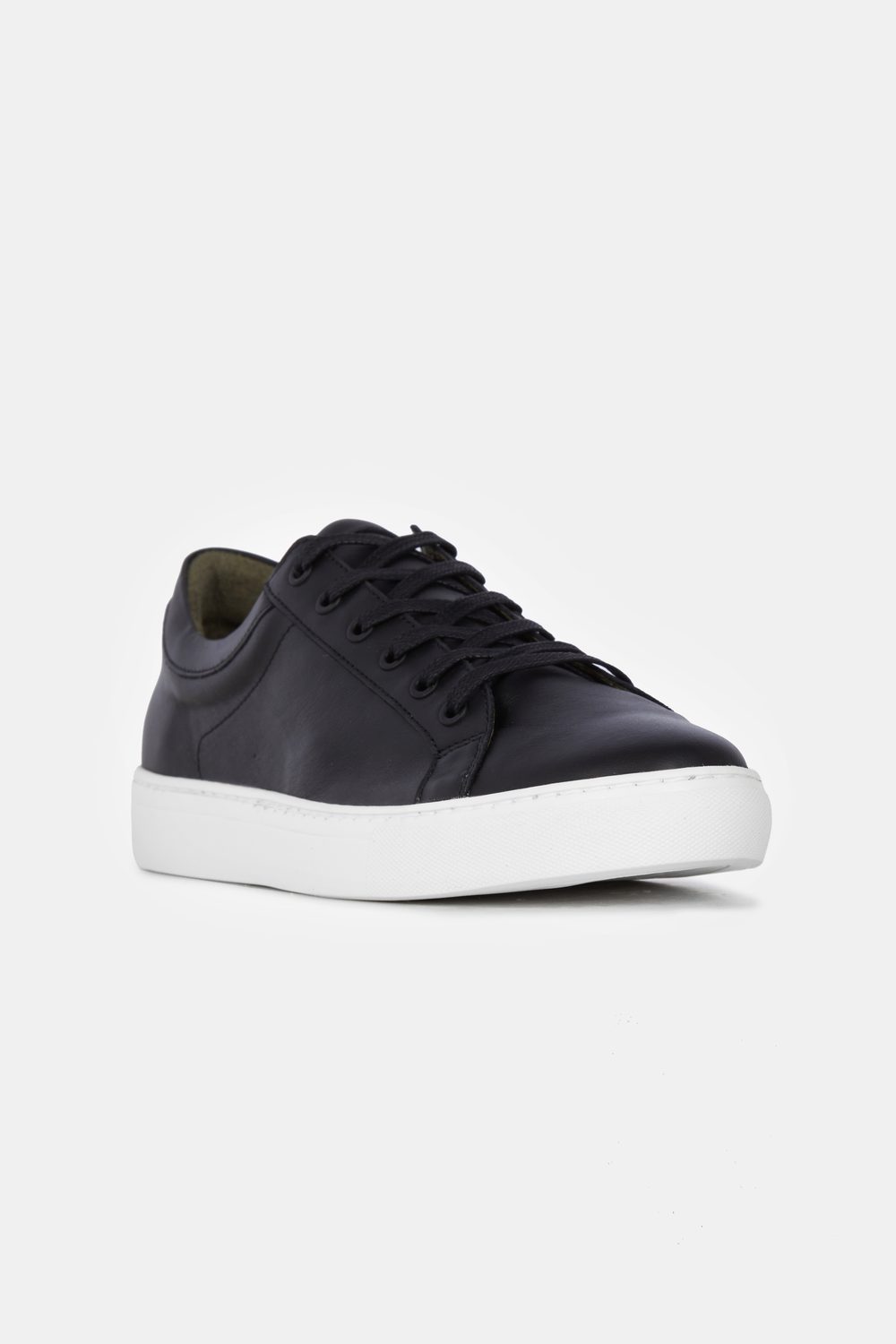 Leather Sneakers With Eyelets