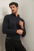 Extra-fitted non-iron textured shirt